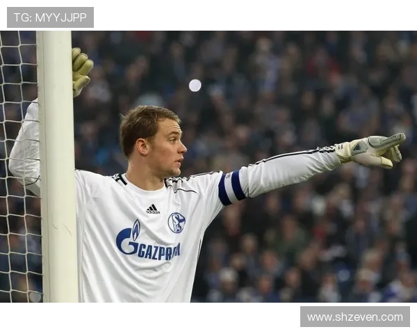 从门将到清道夫：诺伊尔的战术演变