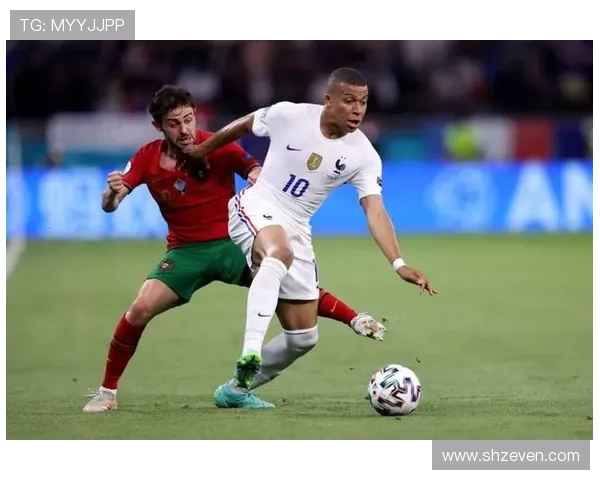 巴黎圣日耳曼摆脱巨星依赖后关键战表现波动，赛季竞争形势面临考验