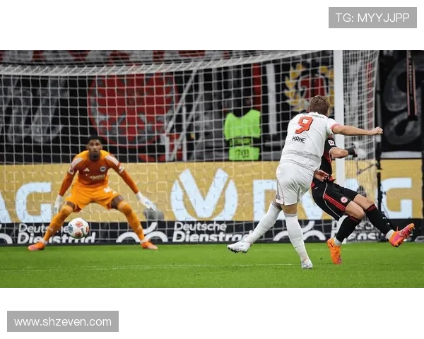 拜仁防线压上成瘾问题显现，身后空档遭利用局面面临挑战