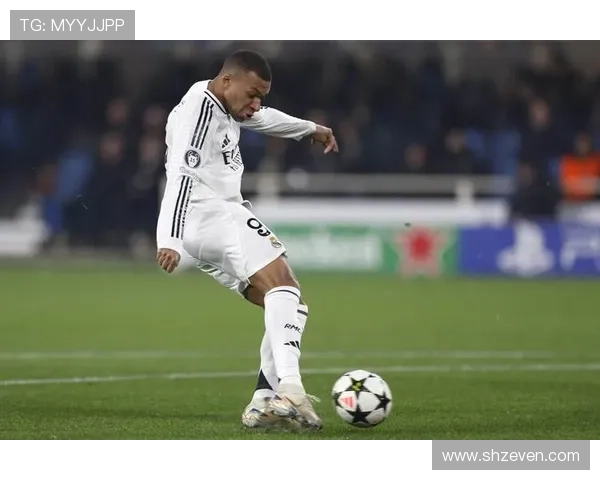 皇马的防守问题,源于整体结构而非个人失误 皇马的防守问题,源于整体结构而非个人失误